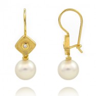 מעוין משובץ ביהלום