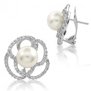 עגיל פנינה פרחוני משובץ ביהלומים