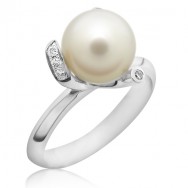 טבעת פנינה מעוקלת