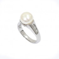 טבעת שלושת היהלומים